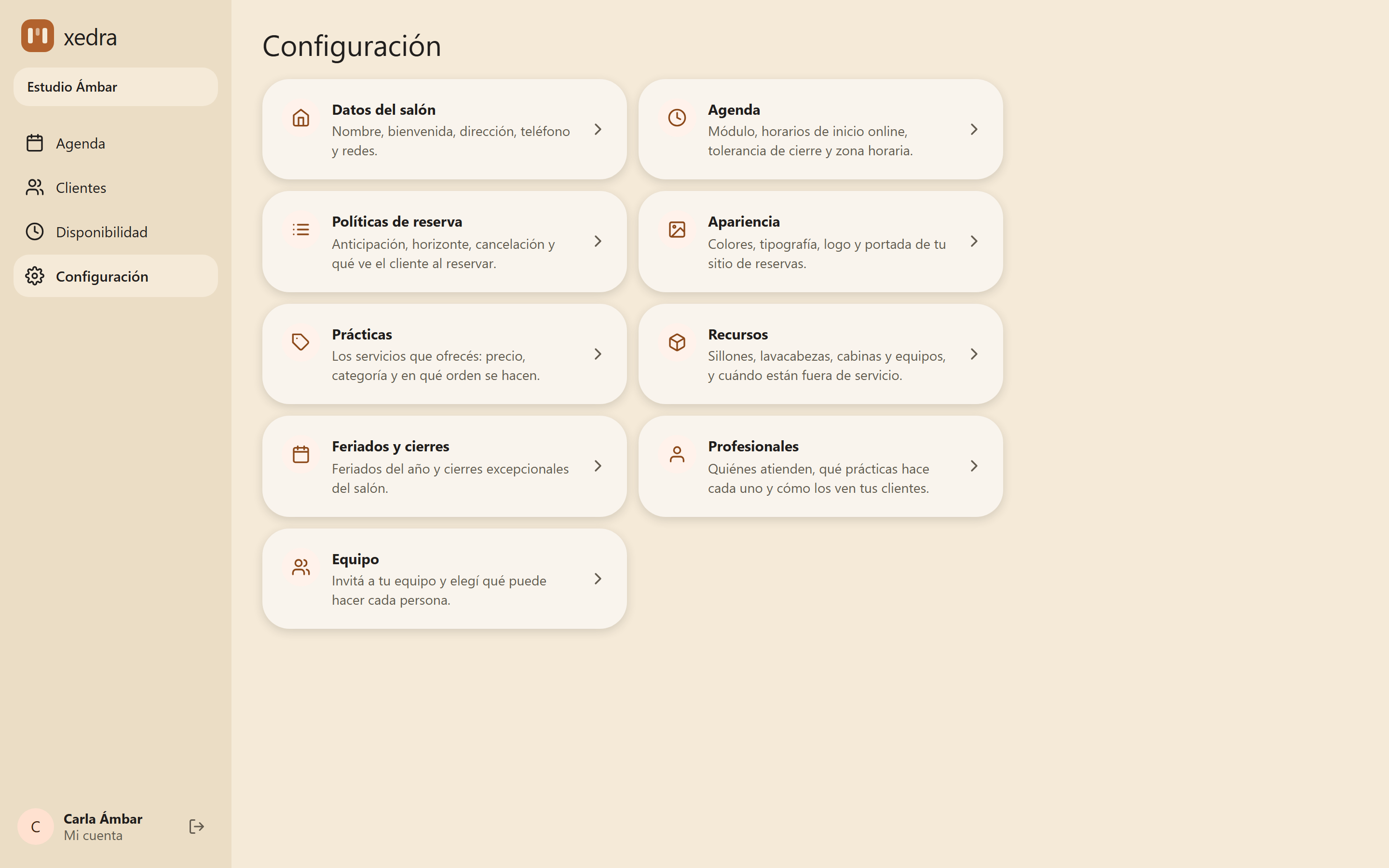 Configuración del salón: datos, agenda, políticas de reserva, apariencia, servicios, recursos, feriados, profesionales y equipo.